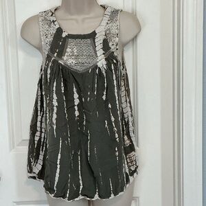 Knox Rose Womens Tie Dye Crochet Sleeveless Top Size XS Button Back Cutout Boho